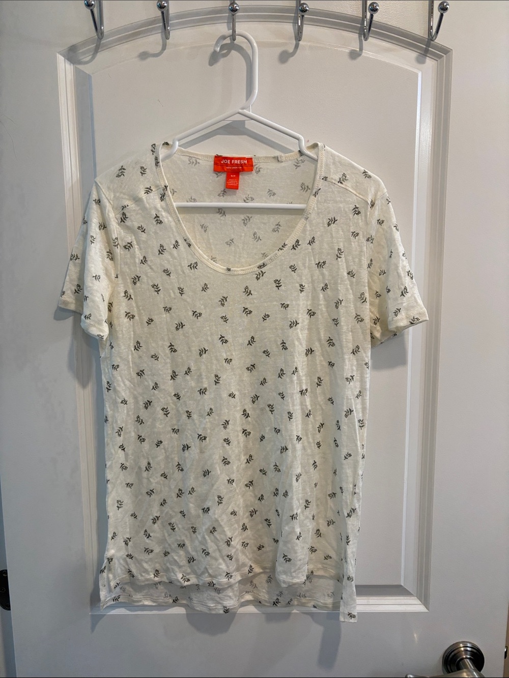 Joe Fresh Cream Short Sleeve Scoop Neck Tee with Small Black Floral Print
